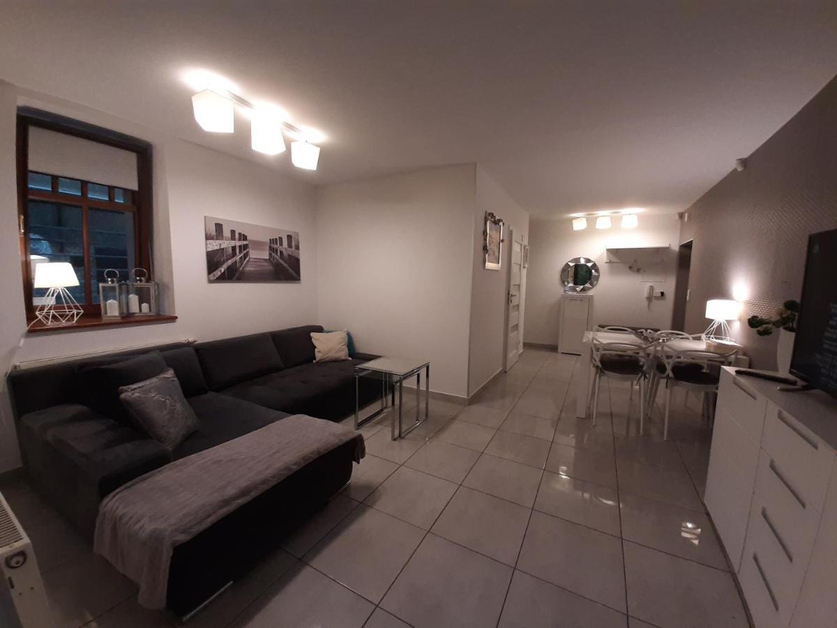 Apartamenty Aleksandry Apartament Przy Parku Swinoujscie Kültér fotó